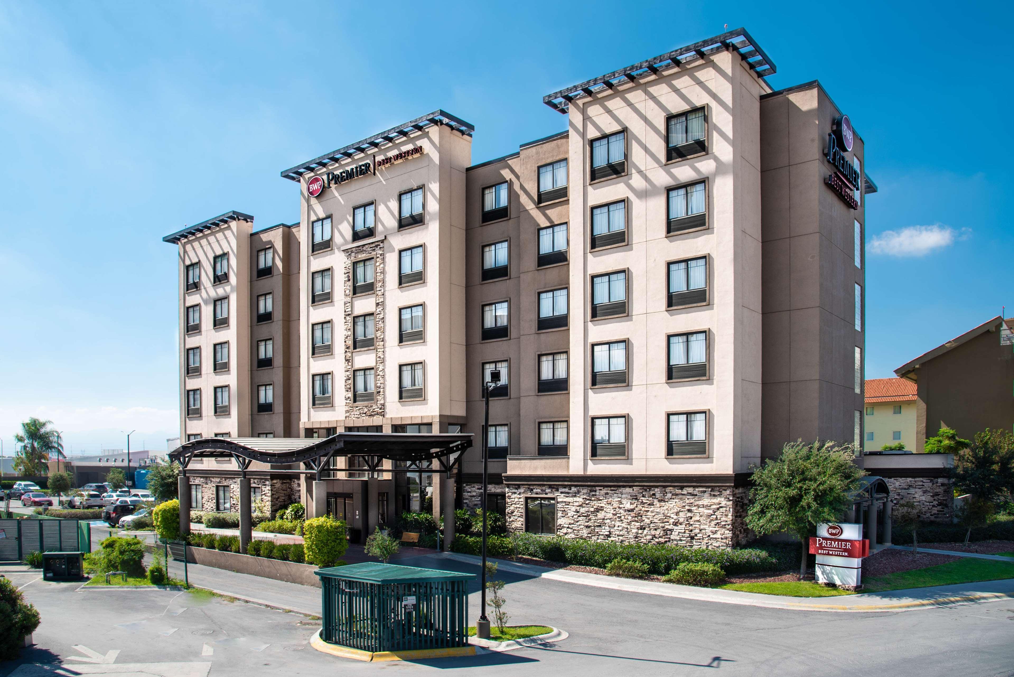 Best Western Premier Monterrey Aeropuerto Apodaca Dış mekan fotoğraf The hotel in 2012